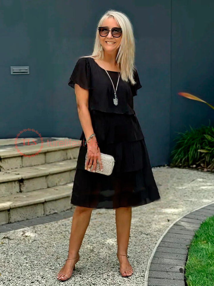 Grace | Effortless Elegance and Feminine Charm