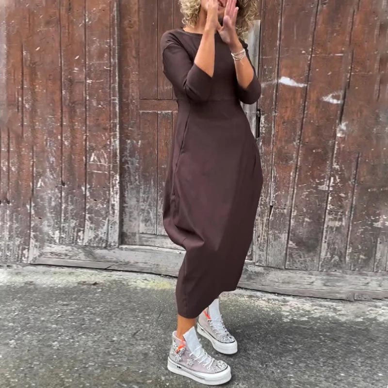 Elizabeth | Timeless Dress with Practical Sophistication